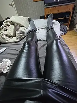 josslie12 Show in webcam