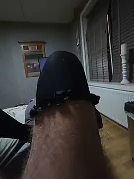 הופעת וובקאם של josslie12