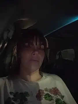 DaisyDollXO webkamerás műsora