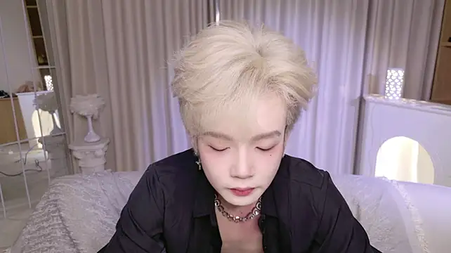 Show webcam de XiaoHuiHui-111