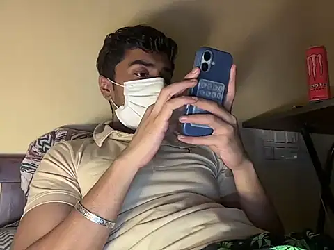 عرض كام LIPGLOSSDAMAGE