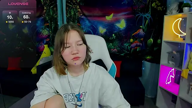 MillieMoor Chat XXX in diretta