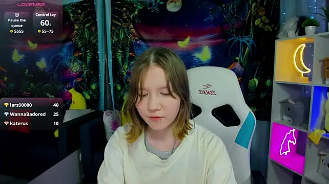 MillieMoor's Live XXX Chat