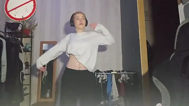 LizaVogan: онлайн-секс-чат