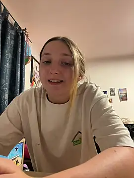 Stellaa19's Live XXX Chat