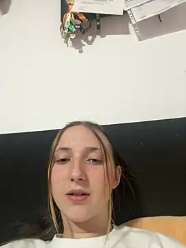 Stellaa19 Webcam Show