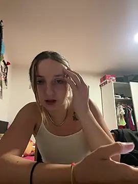 Stellaa19 Webcam show