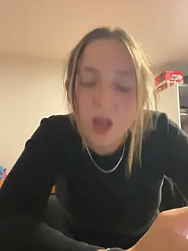 Chat XXX en directo de Stellaa19