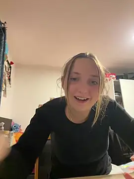 Stellaa19 Chat XXX live