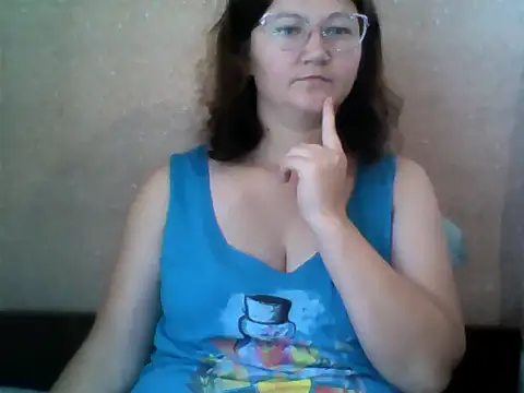 Živý XXX chat Oliviiaa_Valter
