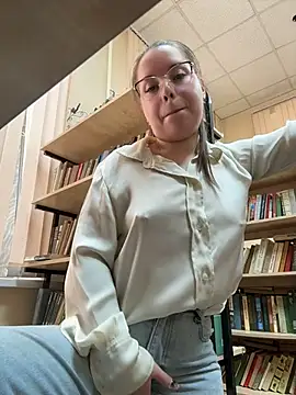 MeliMoonn Webbikameraesitys