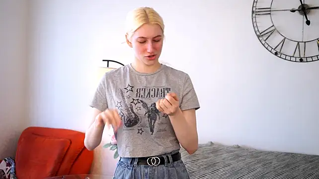 ChiaCatucci's Live XXX Chat
