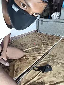 shsjaks XXX чат на живо