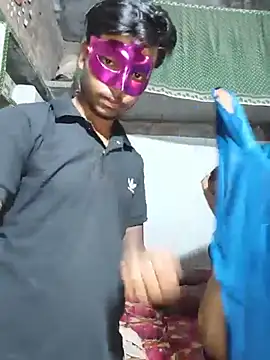 shsjaks Adlı Modelin Canlı XXX Sohbeti
