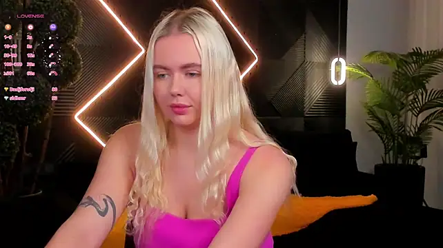 Pokazy przed kamerką – Julia_robertson