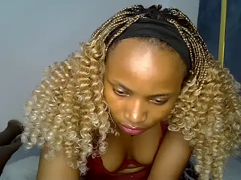Sweetcandie__ Show in webcam