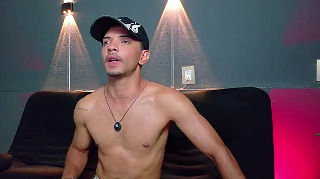 Jader_Caasarmi77 Webcam-Show
