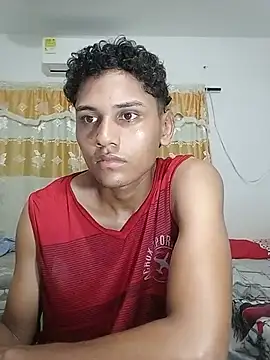 dominic_glash Show in webcam
