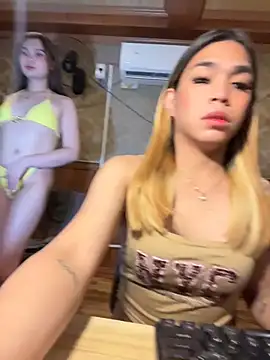 alcyone_hilton Show Webcam