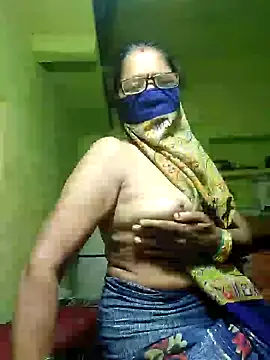 HotLoomaraj29 Webcam-Show