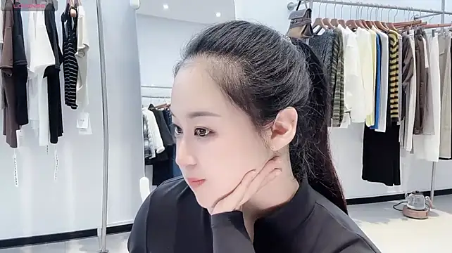 Veronica_L 在線直播表演