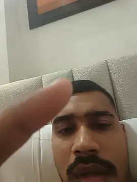 הופעת וובקאם של Mrgill09