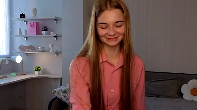 Онлайн чат XXX EffieFruin
