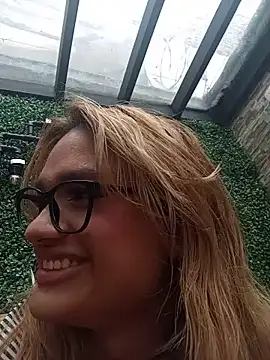 Lilit_doll_ Webcam-Show