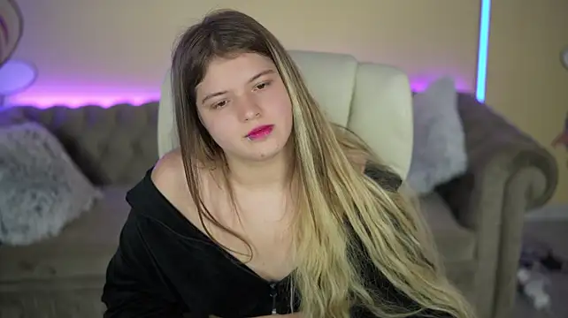 MilanaShyy: онлайн-секс-чат