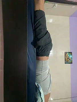 HirakIfanyone112233's Webcam Show