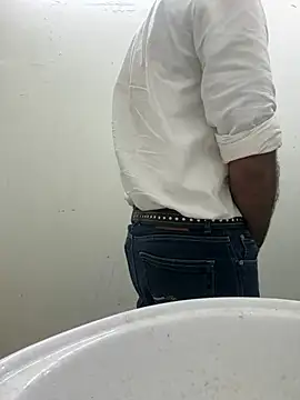 HirakIfanyone112233 webcam show