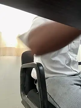 HirakIfanyone112233 Show Webcam