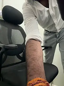 HirakIfanyone112233 Webcam-Show
