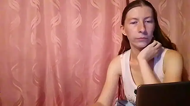 HaleyWants XXX чат на живо