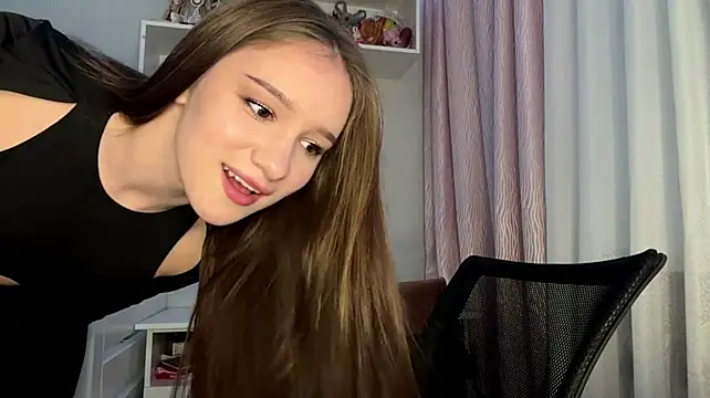 DonetteAlaya's Webcam Show
