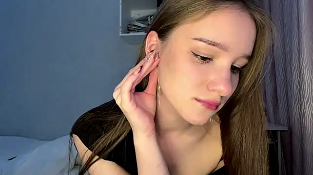 DonetteAlaya Webcamshow