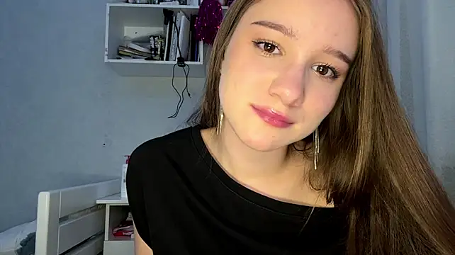 DonetteAlaya Webcam show