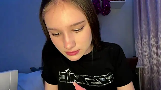 DonetteAlaya Webcam Show