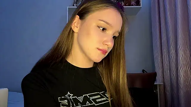 DonetteAlaya Webcam show
