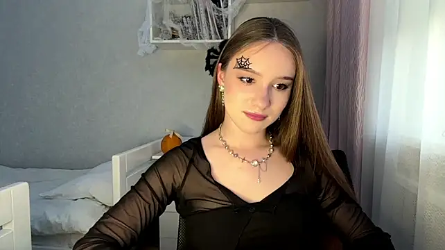 DonetteAlaya webcam show