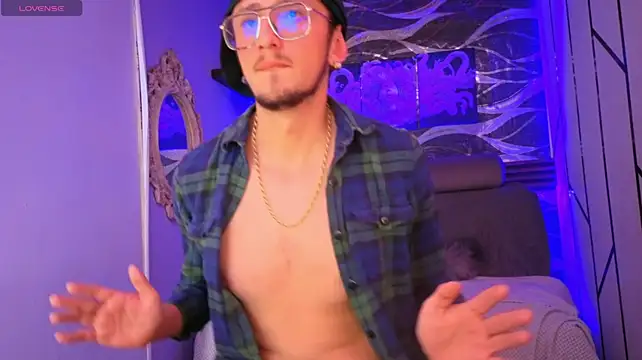 הופעת וובקאם של MR_ANGEL__
