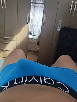 Show modela marmcdick na web-kameri