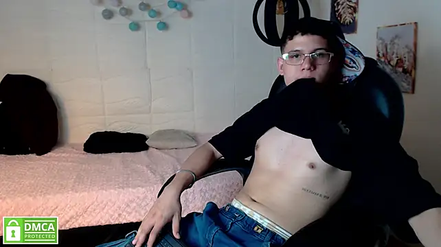 luca_white Шоу с уебкамера