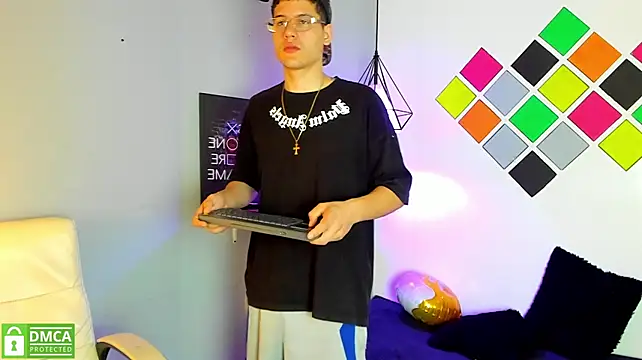 luca_white ওয়েবক্যাম শো