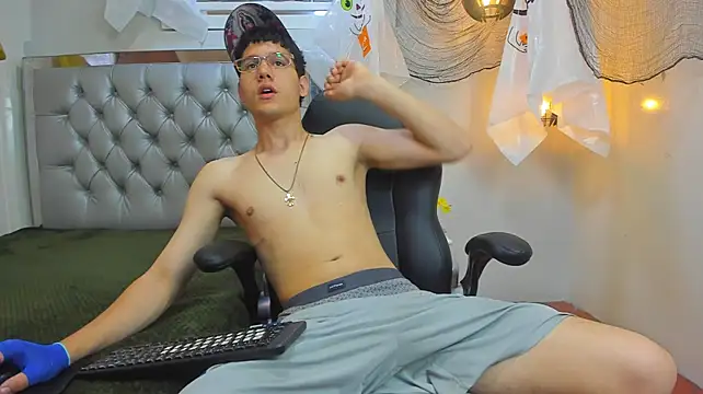 عرض كام luca_white