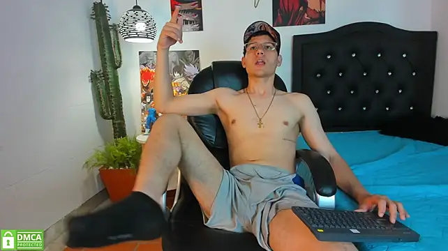 luca_white Adlı Modelin Web Kamerası Şovu
