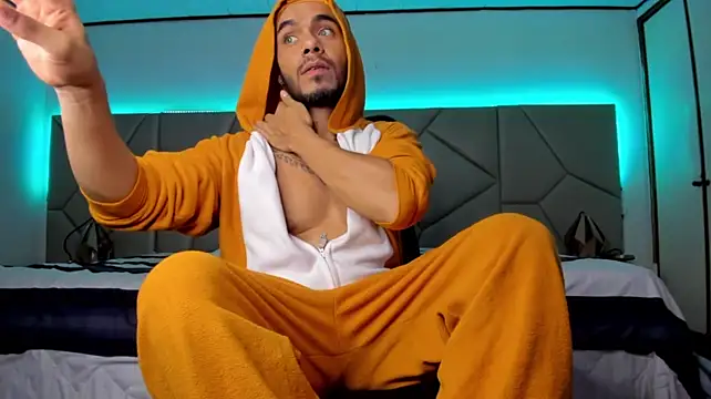 Show modela Jasson_Duval na web-kameri