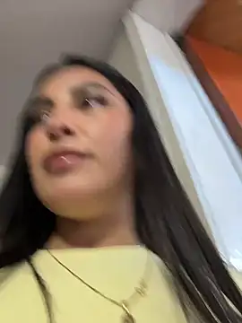 Mavi_pink Chat XXX in diretta