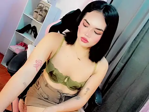 zethian_fckdoll Show Webcam