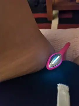 XXX chat uživo modela Squirtybbwslut